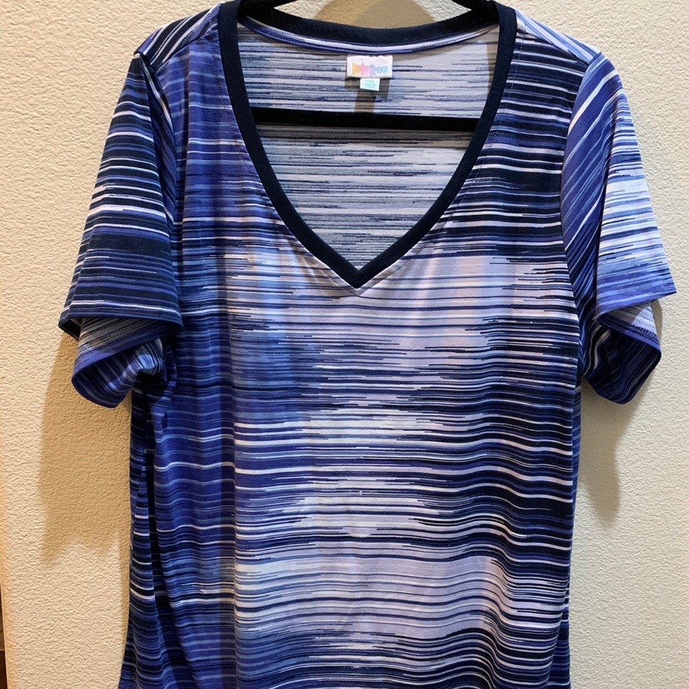2XL LuLaRoe Christy Tee EUC